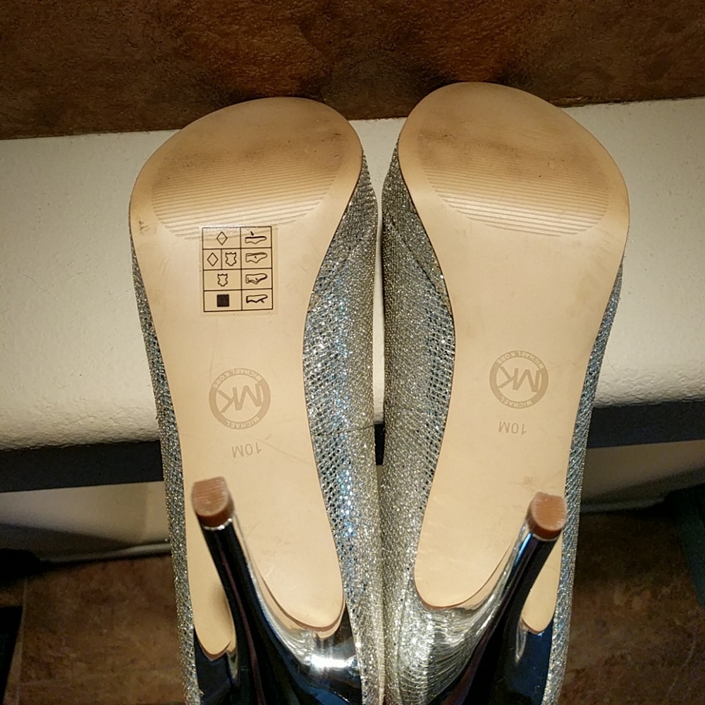 Michael Kors - Erica Platform Pump - Silver - Picture 7 of 8